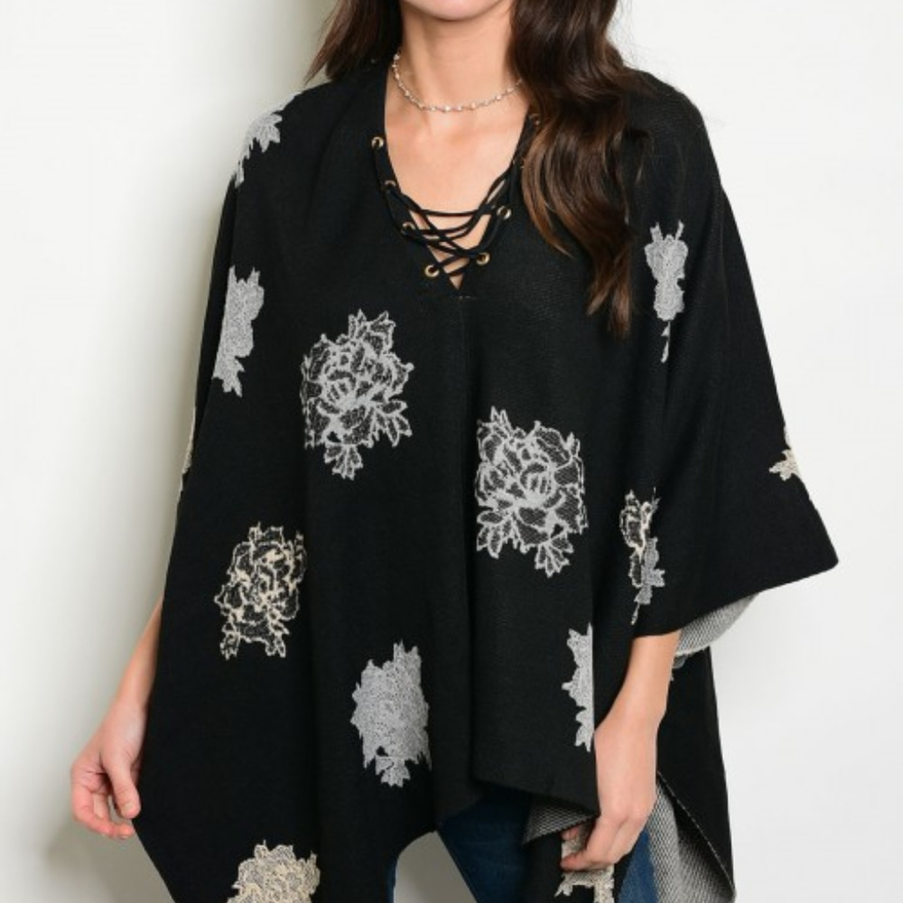 BOHO BLACK FLORAL PRINT PONCHO - Picture 2 of 3